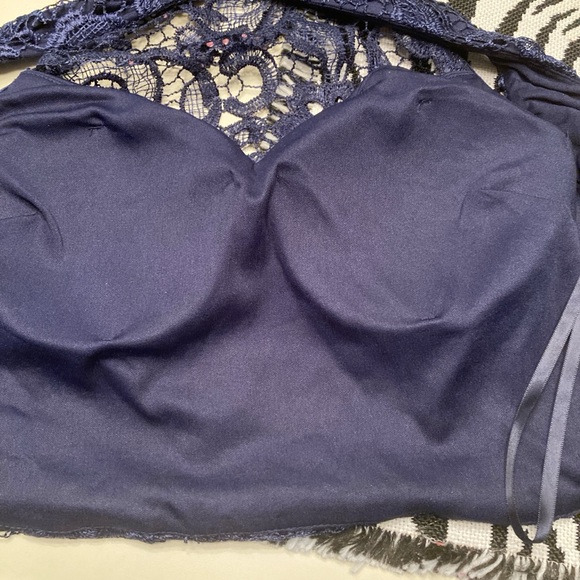MACY’s sequined halter top NWT - Picture 7 of 8